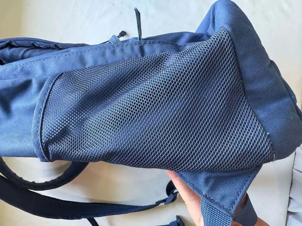 Nike Hayward Navy Blue Backpack Oversized Logo Bungee School Travel Sport Bag